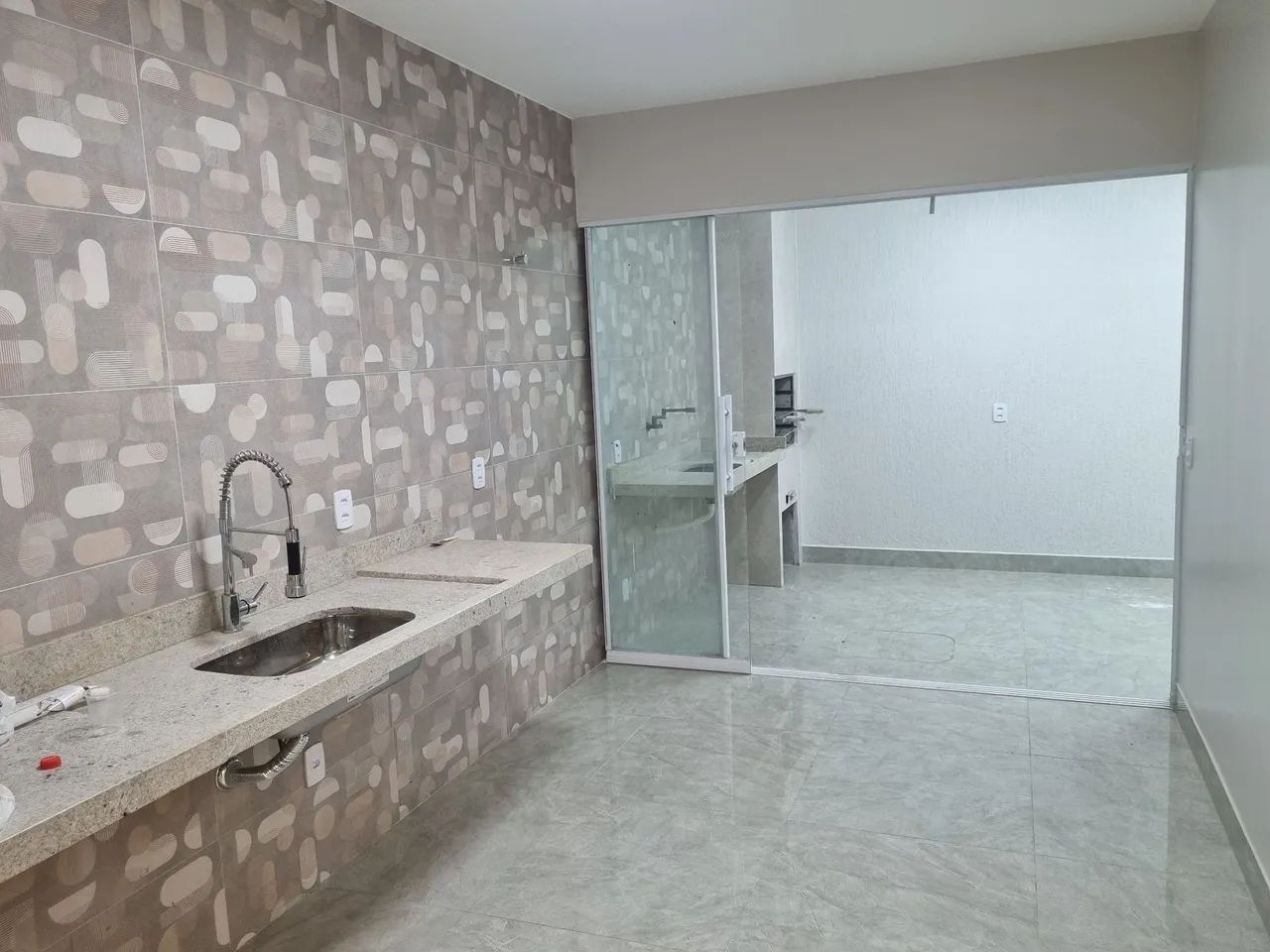 Casa nova de alto padrão no veredas  - Foto 4