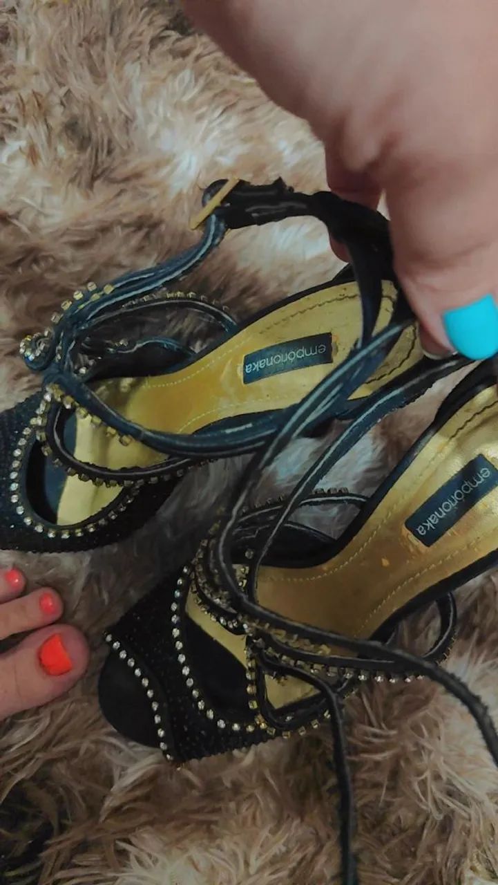 Sandália de salto com strass  - Foto 4