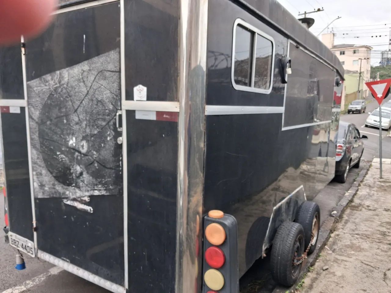 Trailer para lanche ou transporte de cavalos - Foto 2