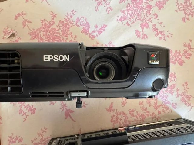 Projetor Epson PowerLite S10+ 
