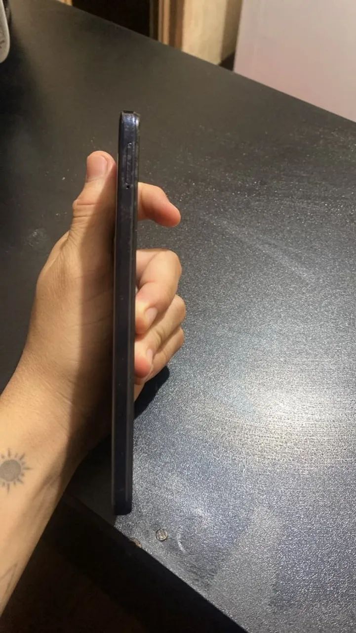 moto e13 pegando tudo apenas trincado  - Foto 2