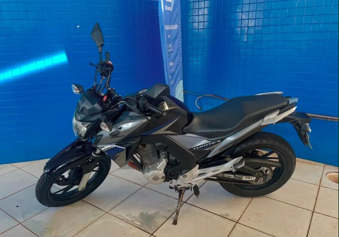 CB 250f Twister - Foto 3