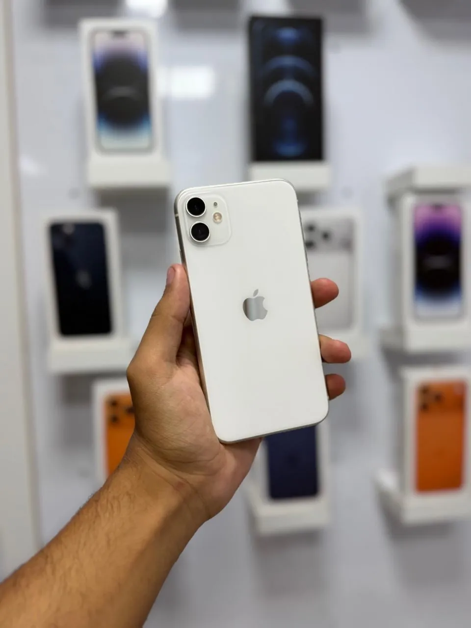 Iphone 11 (256gb) - Bateria 73% - Praticamente intacto por fora