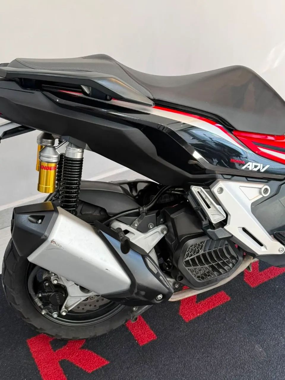 ADV 150 ABS 2023 - Foto 4