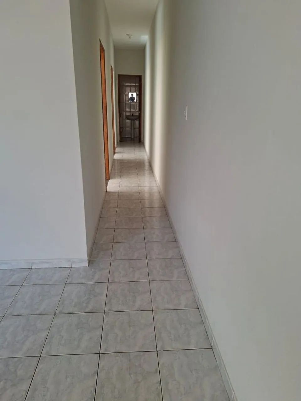 Alugo Casa de 2 quartos em Muriqui - Foto 2