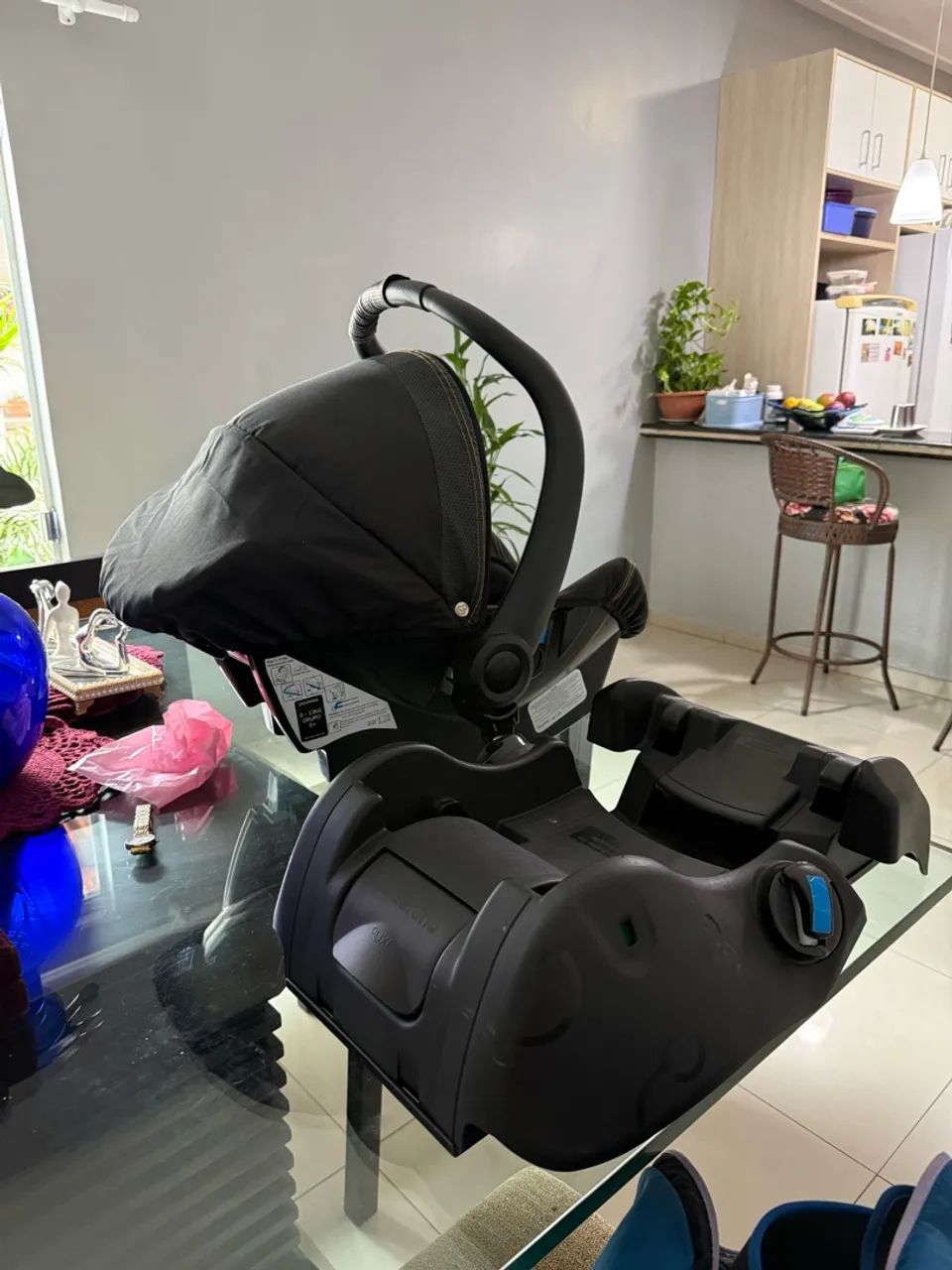 Carrinho de bebê Moisés + bebê conforto e base galzerano - Foto 4