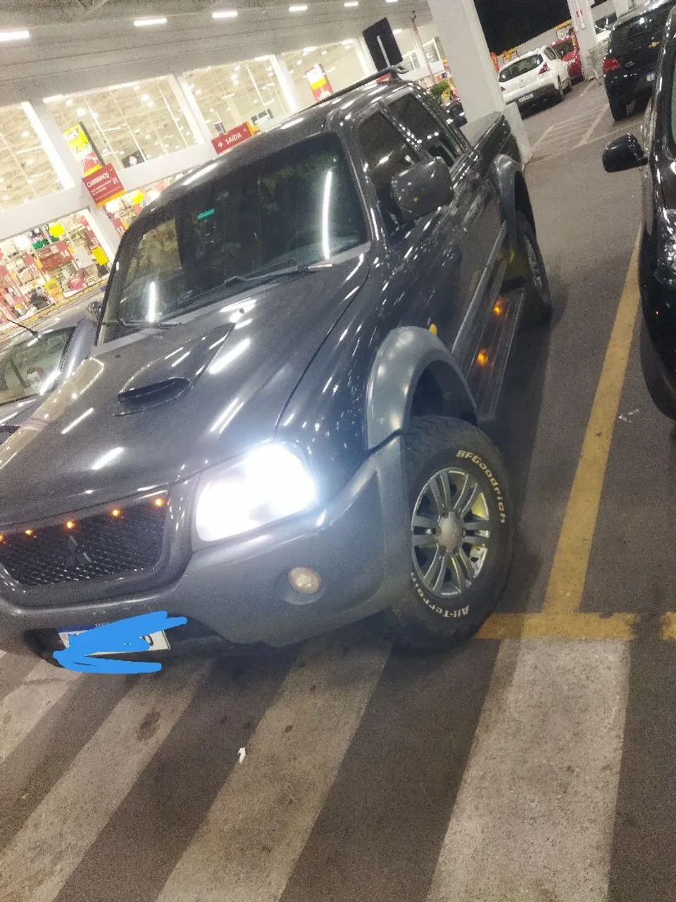 Mitsubishi L200 L200 OUTDOOR HPE 2.5 4x4 CD T.Dies. Mec. 2008