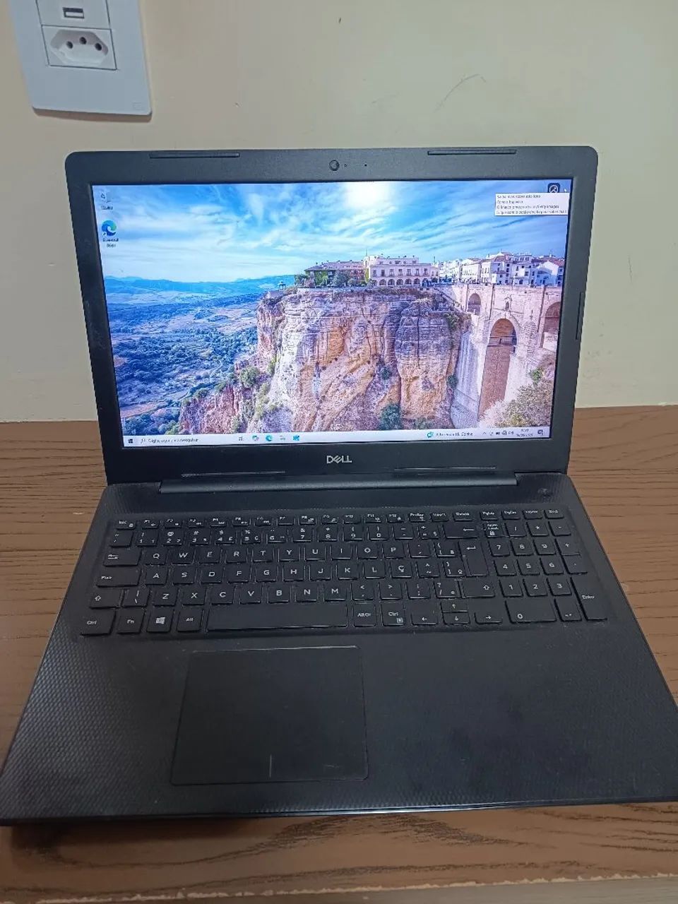 Notebook excelente Dell 1400,00