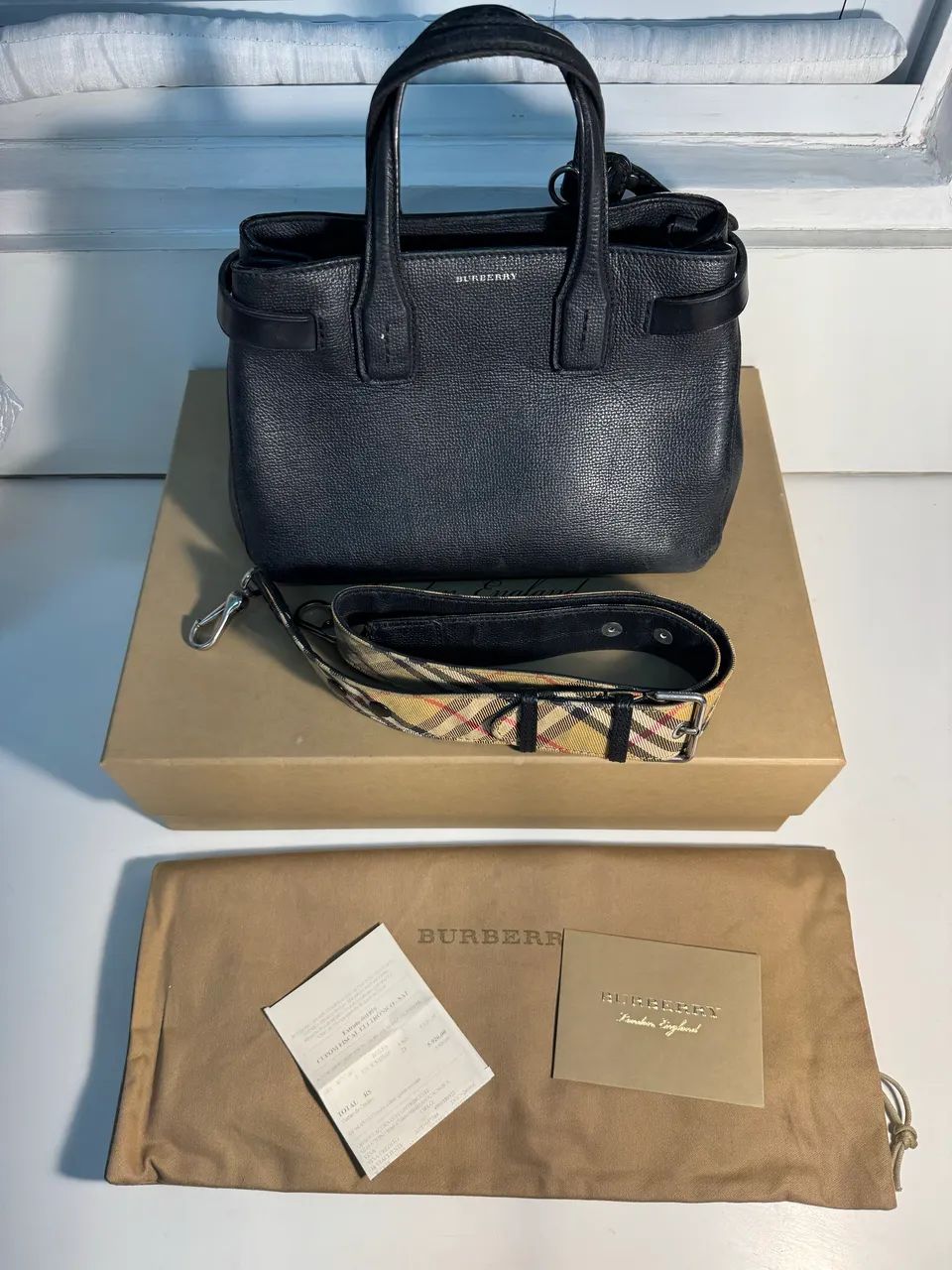     Burberry | Peça Autêntica e Muito Bem Conservada - Foto 4
