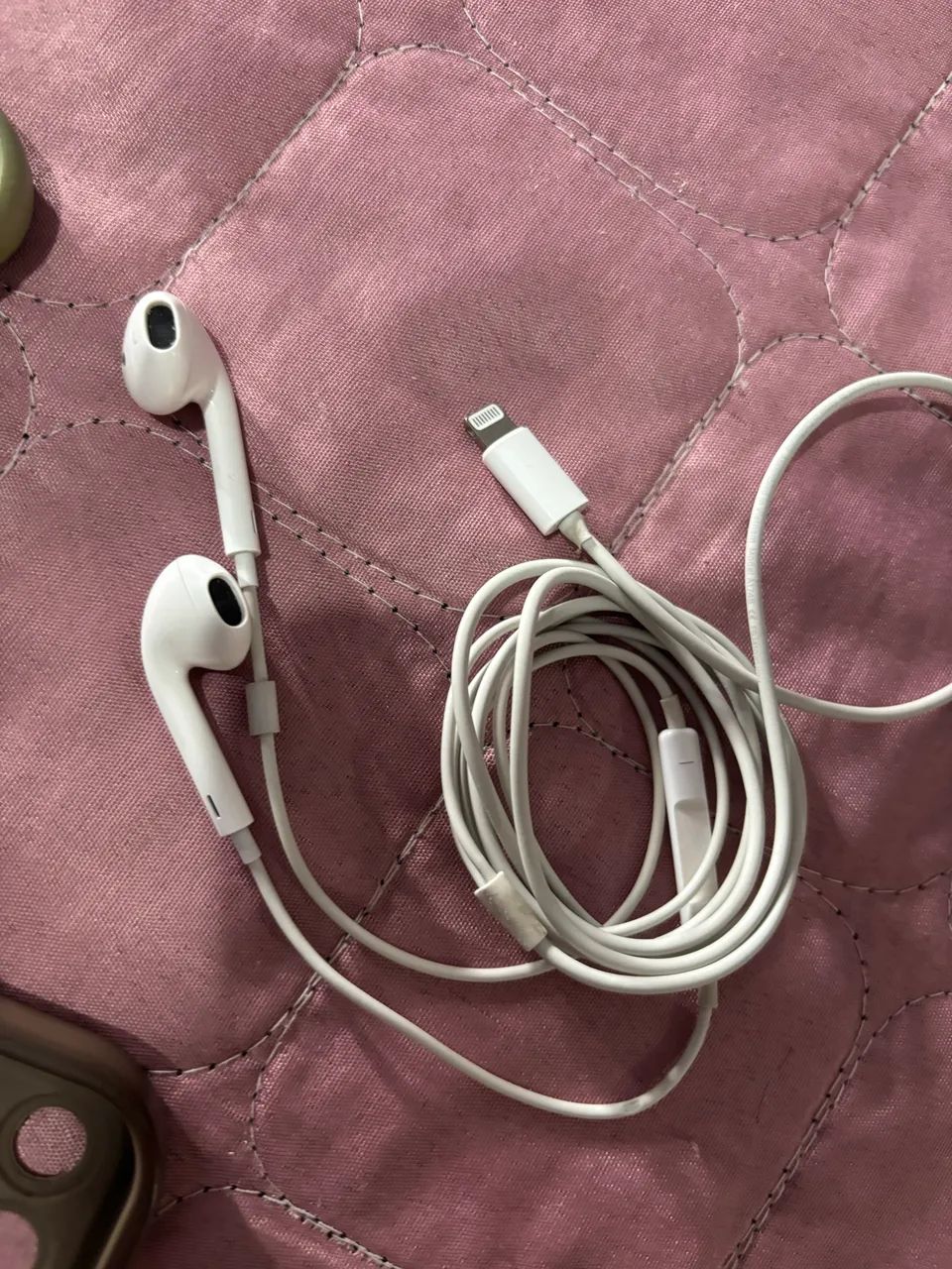 Kit iPhone 12 / 12 Pro: Fone Original Apple + 2 Capinhas - Foto 3