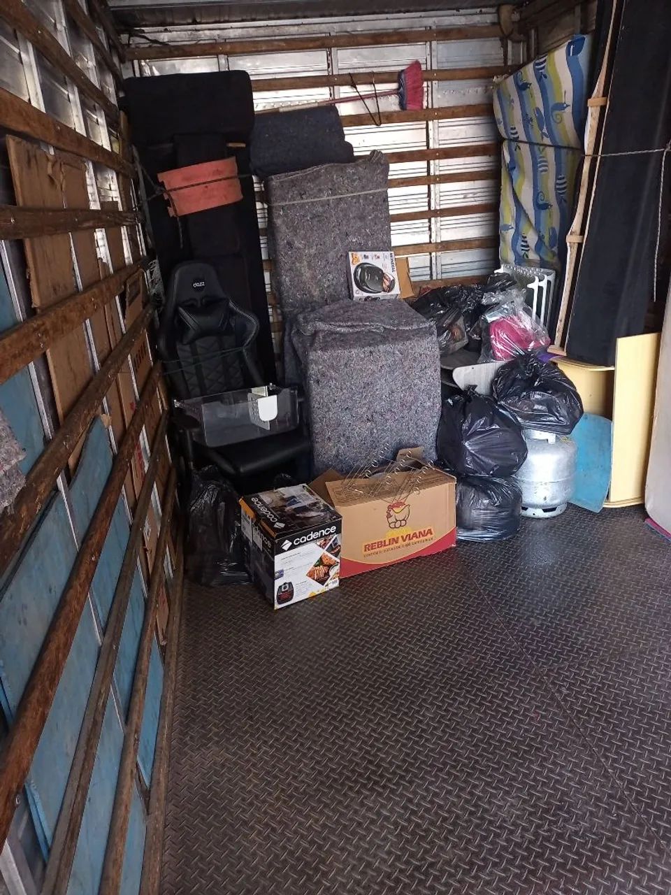 Carretos fretes mudanças  - Foto 3
