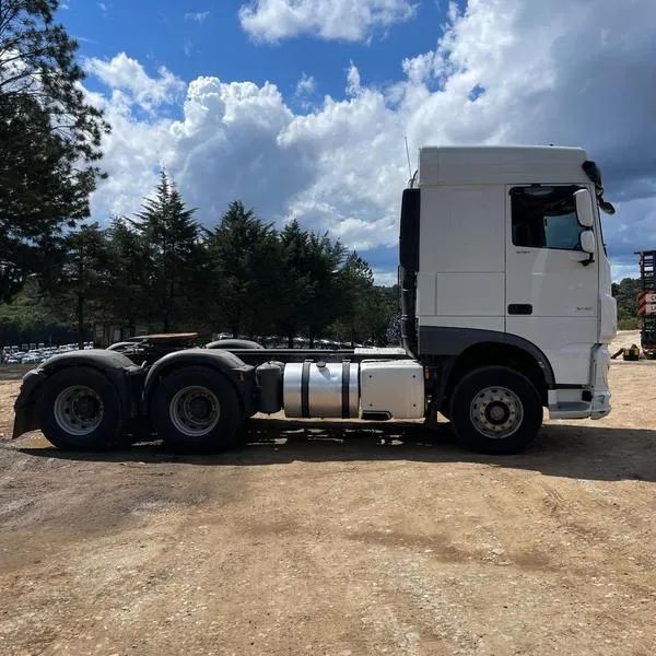 DAF XF 530 6X4 ANO 2022 EURO 5  - COM 726 MIL KM - REPASSE - Foto 5