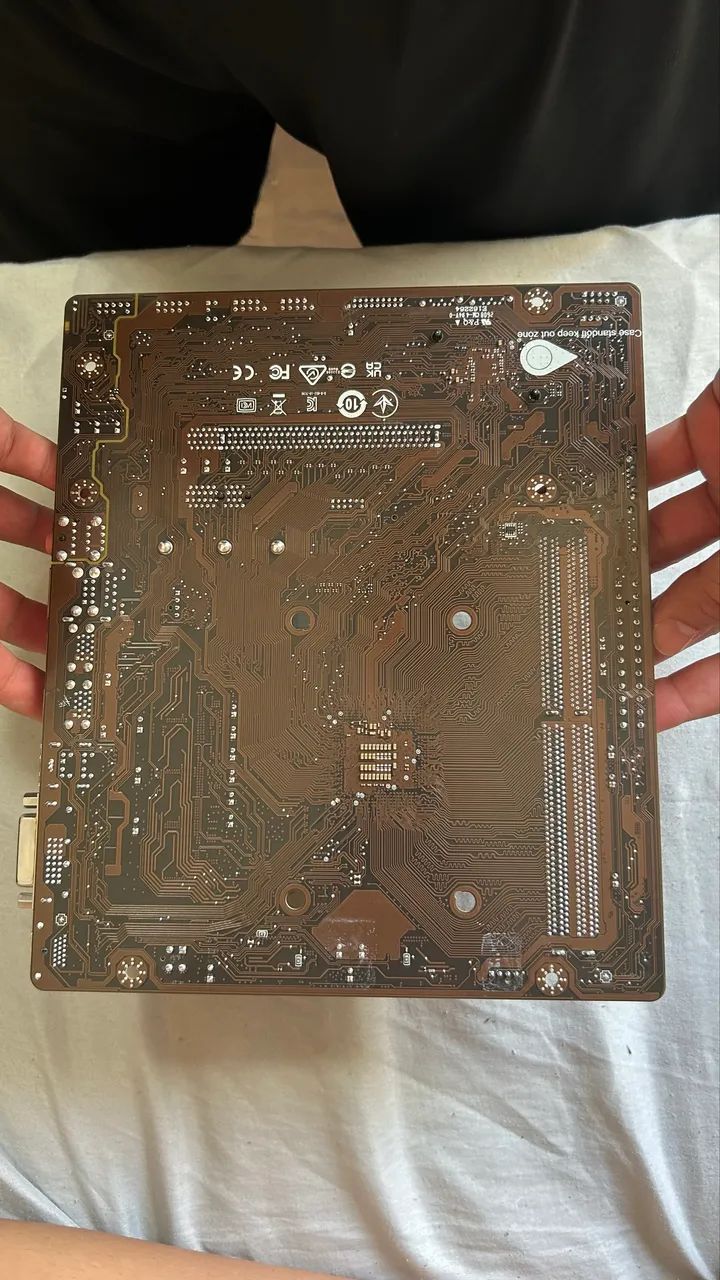Placa Mãe MSI A520M-A PRO Socket AM4 DDR4 - Foto 2