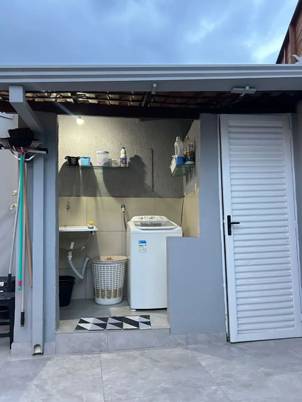 Linda Casa em BETIM  - Foto 4