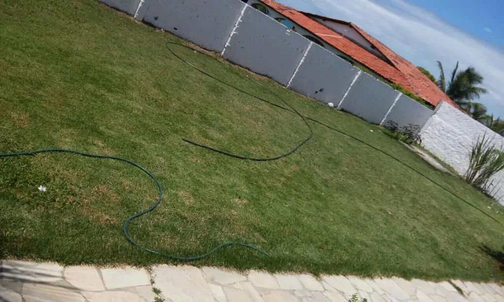 Casa em ponta de pedras com piscina e muita área - Foto 4