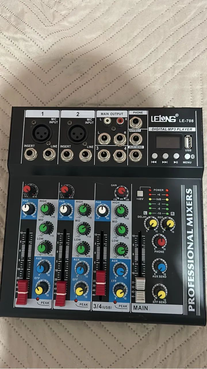 Mesa de som Lelong 708