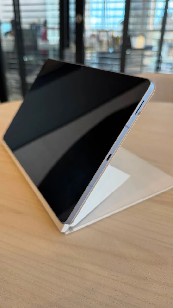 TABLET GALAXY TAB S10 FE 5G - Foto 2