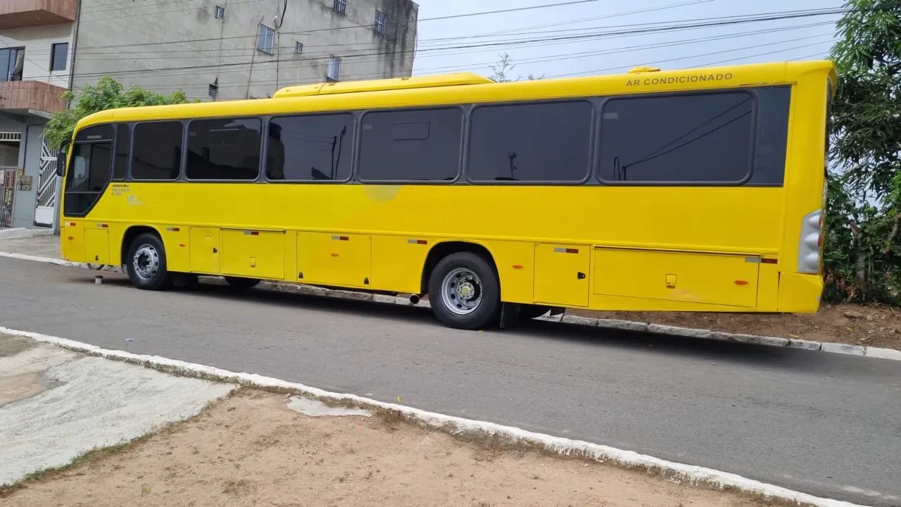 Ônibus novinho 