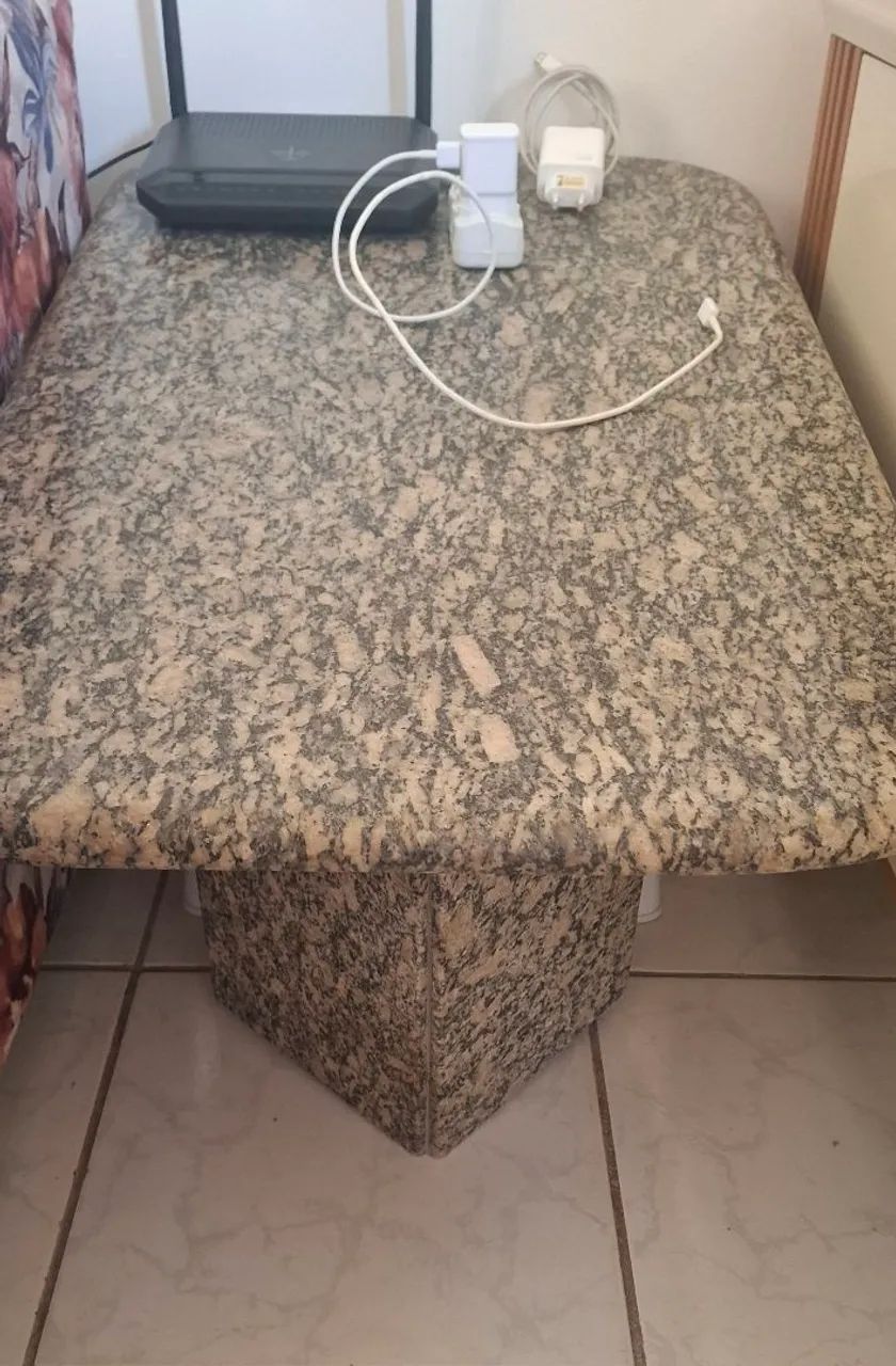 Mesa de Centro de Granito 
