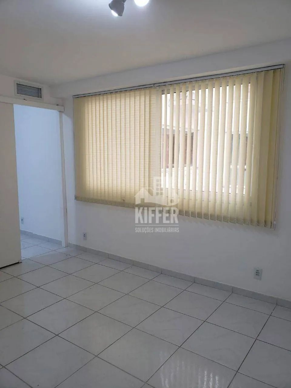 Sala Comercial no Centro de Niterói 27m² Andar Alto e Silenciosa - Foto 5