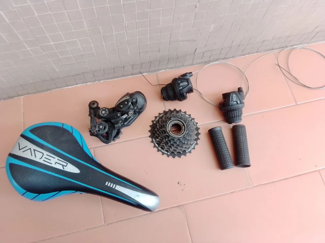 Câmbio, catraca e passador Shimano 