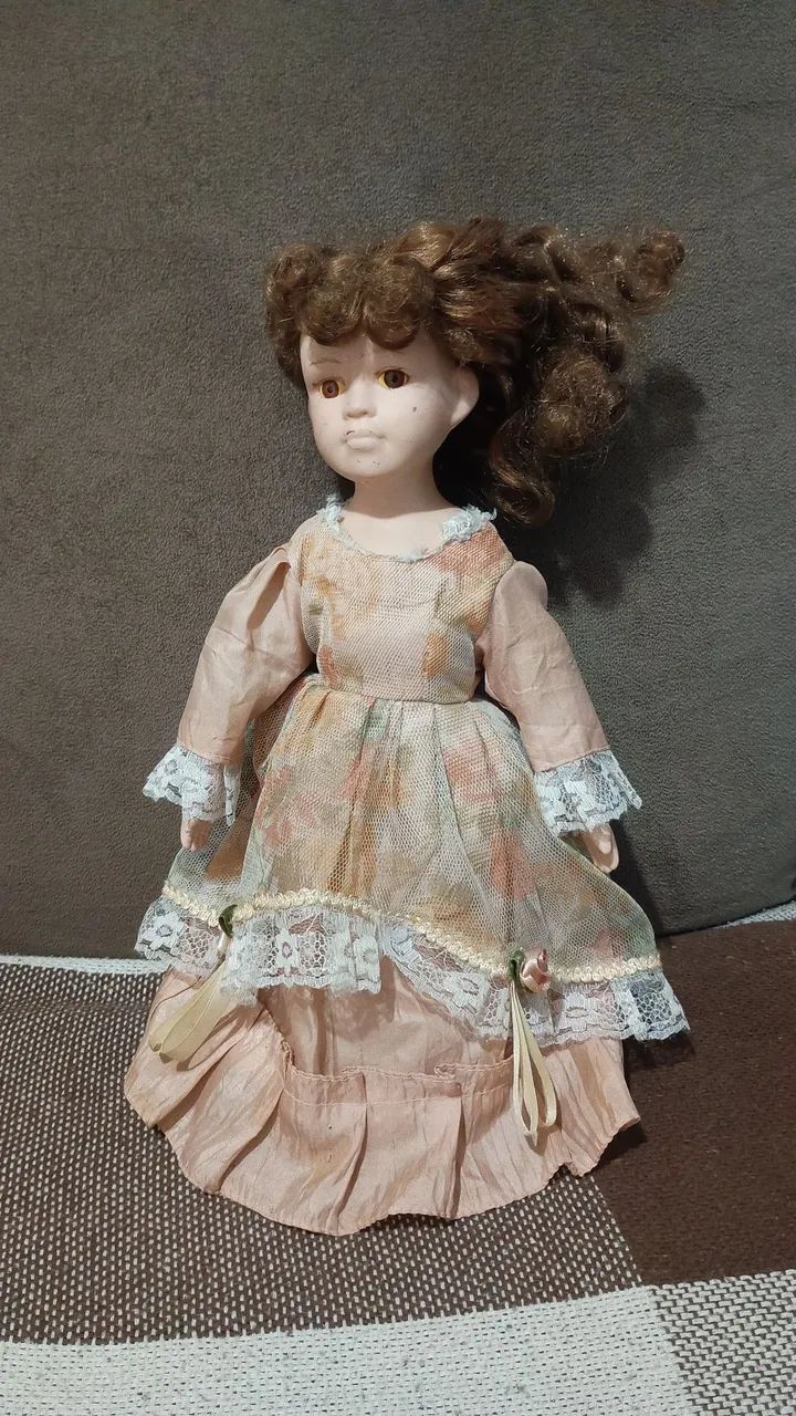 boneca de porcelana antiga com estilo europeu ou vitoriano 30 cm