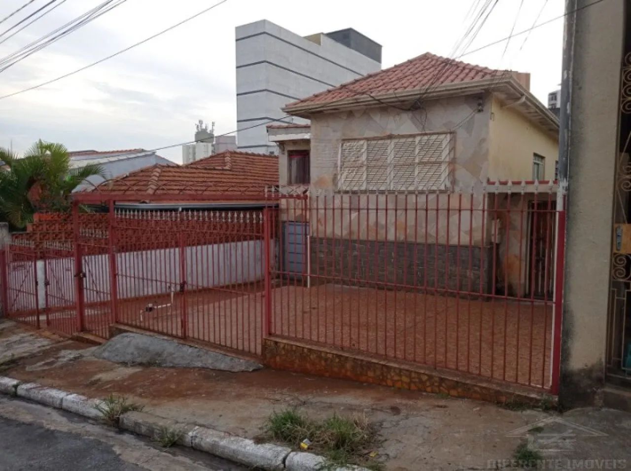 ALUGO CASA COMERCIAL NA VILA ALPINA