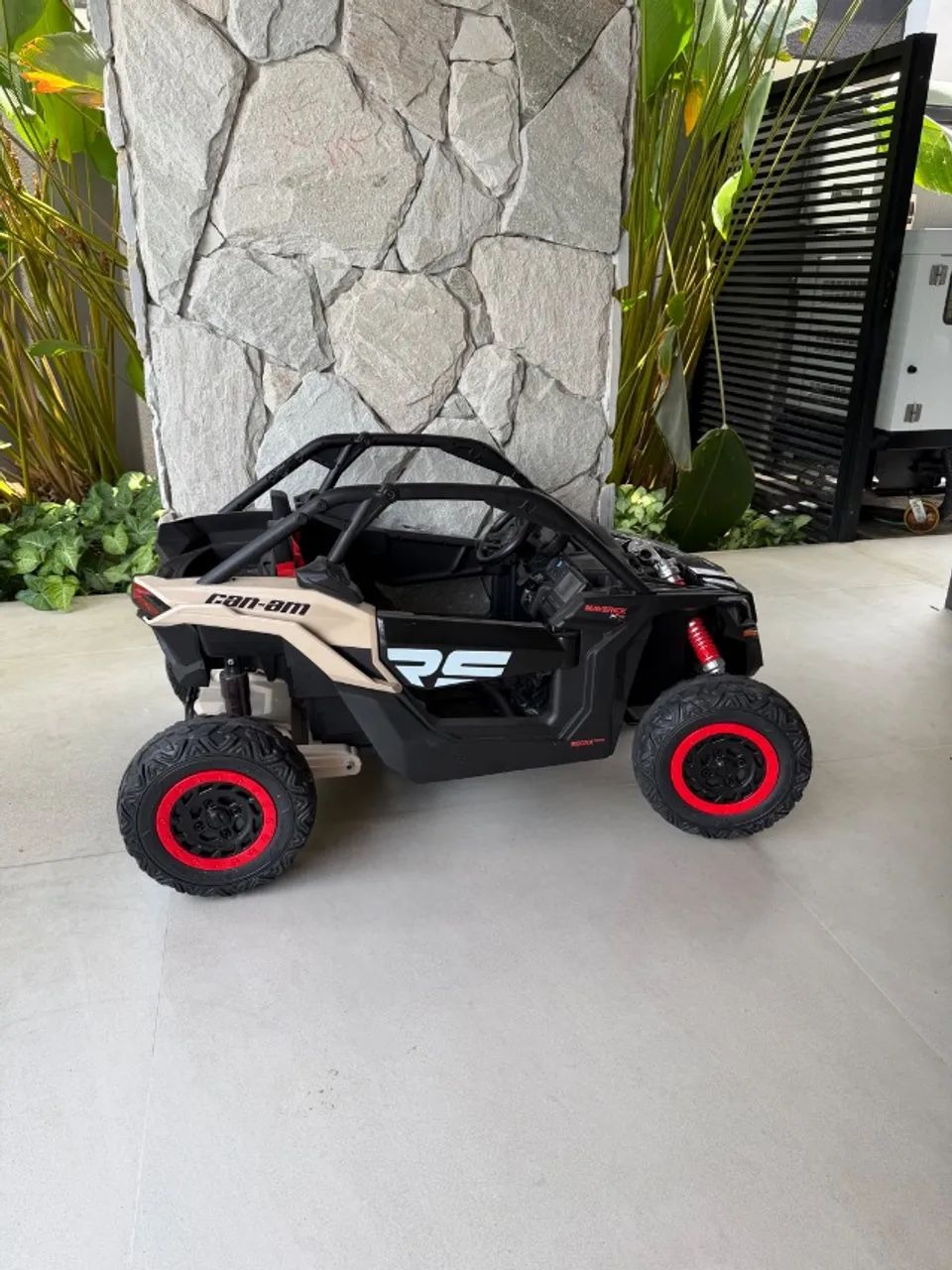 Quadriciclo elétrico 