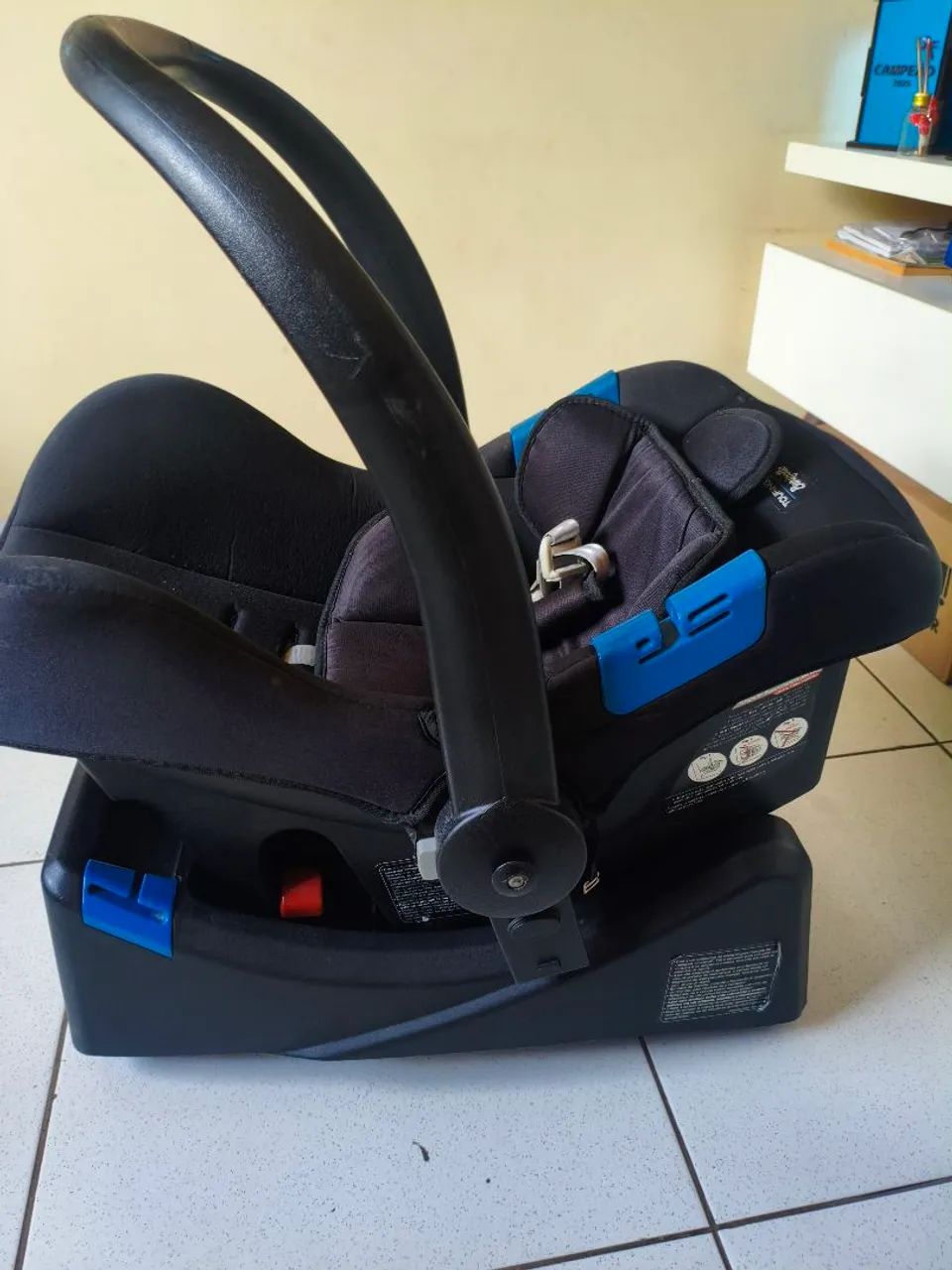 bebê conforto Burigotto touring com base  - Foto 4