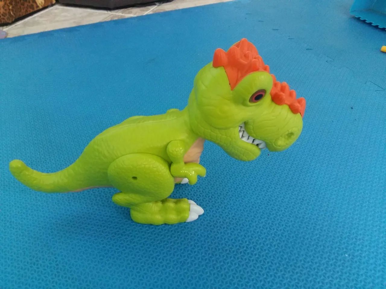 Dinossauro brinquedo  - Foto 2