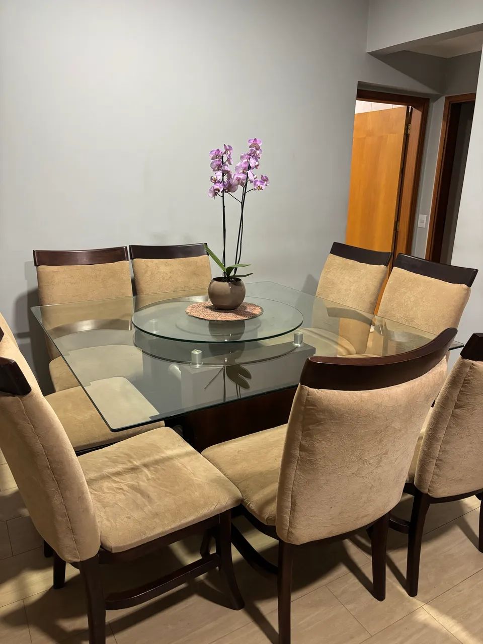 Mesa Giratória com 8 cadeiras - Foto 2
