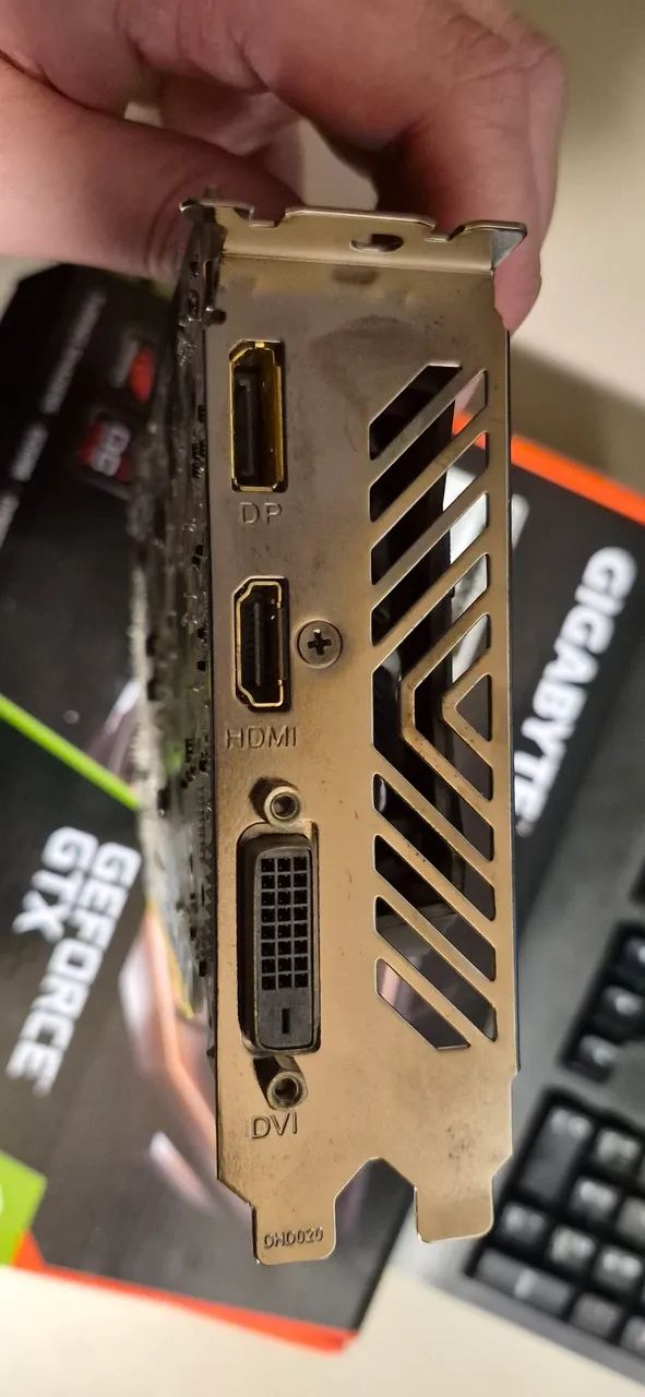 GeForce GTX 1650 WINDFORCE OC 4G - Foto 4