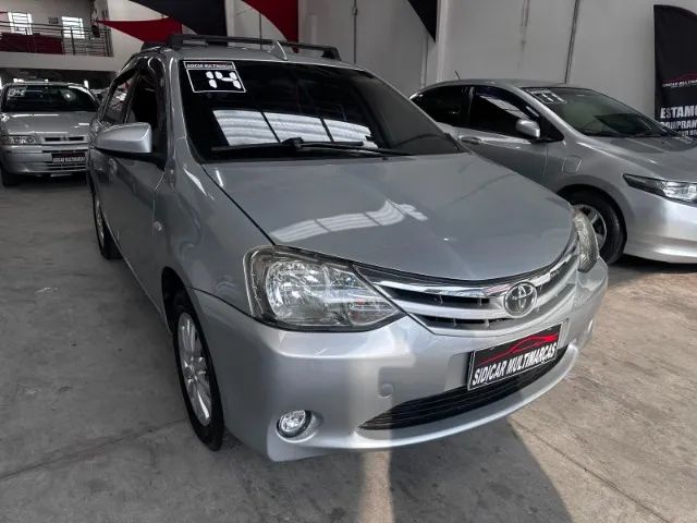 Toyota Etios ETIOS XLS Sedan 1.5 Flex 16V 4p Mec. 2014