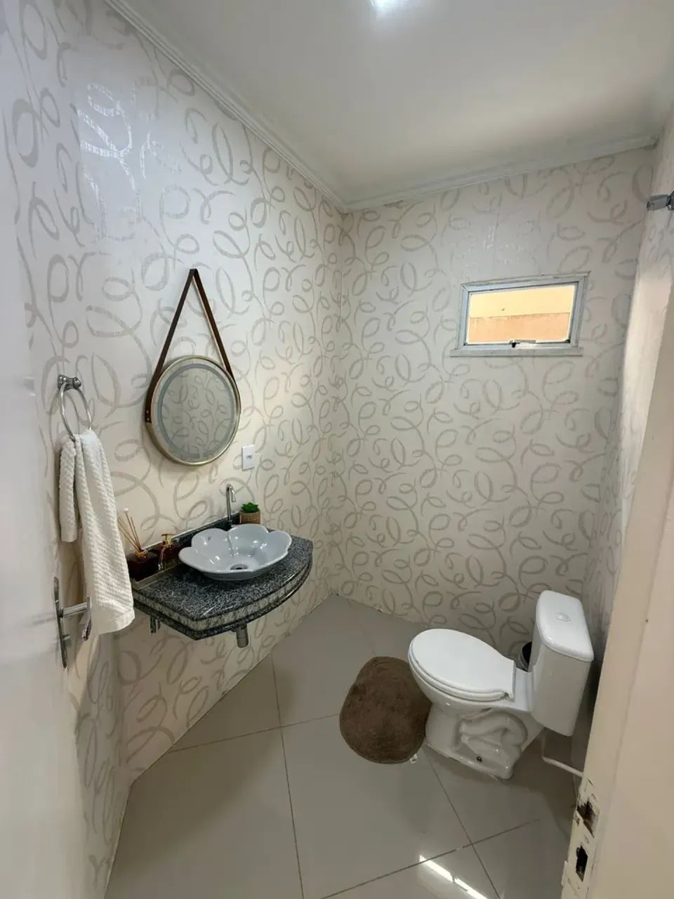 RESIDENCIAL LARANJEIAS, 4 SUÍTES, S/ 1 TÉRREA, PISCINA, CHURRASQUEIRA, COM ARMARIOS E AR. - Foto 6