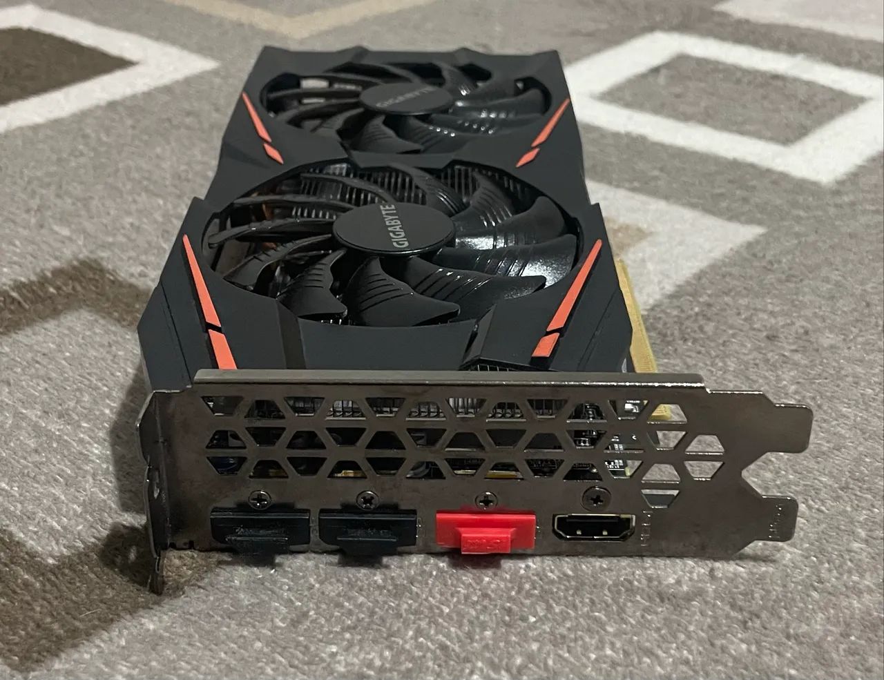 Placa de Vídeo Gigabyte RX 570 4GB - Foto 2