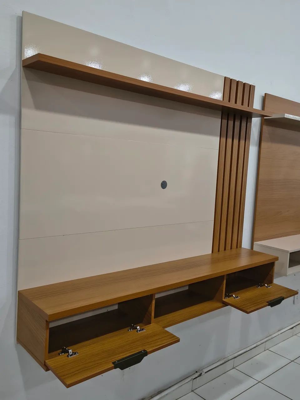 Painel Home Rack Suspenso para TV até 60 polegadas  - Foto 2