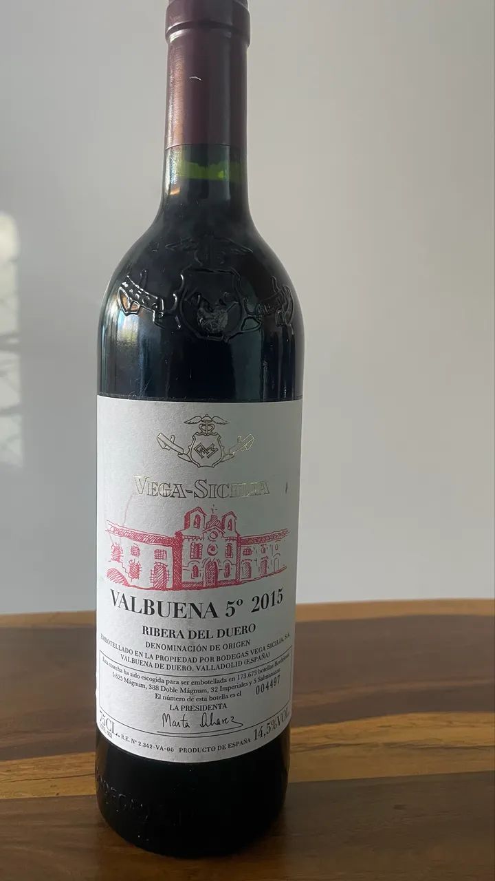 Vinho Vega Sicília Valbuena5? 2015