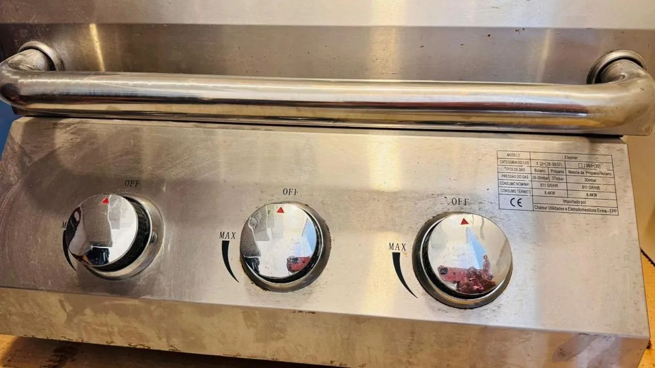 Churrasqueira A Gas De Embutir Em Inox 3 Queimadores