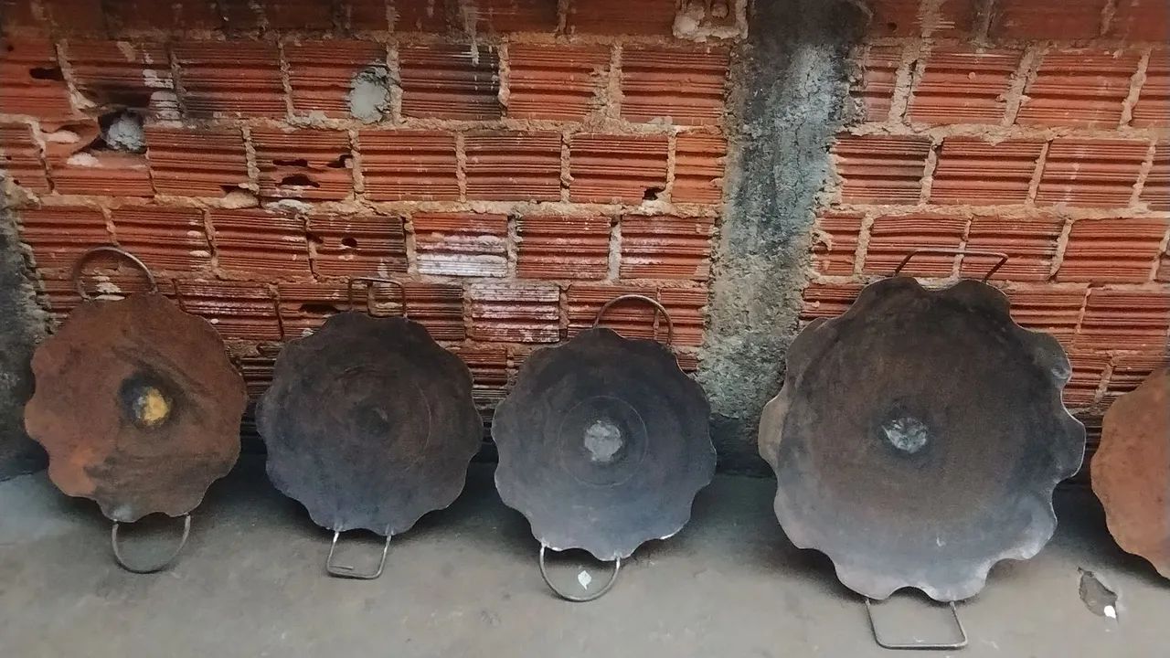 Disco de arado 45cm180$  e 65 cm 250$ 