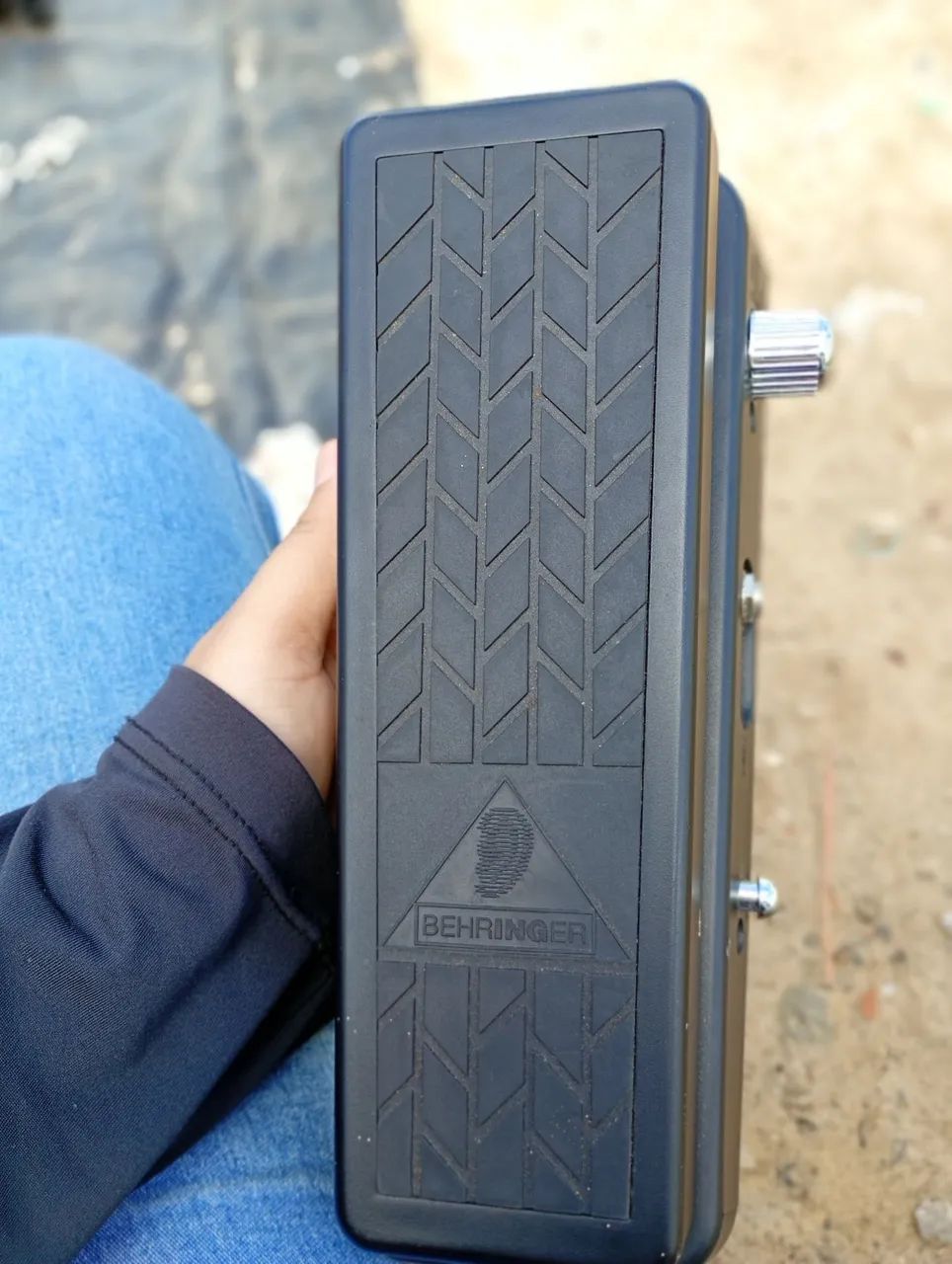 Pedal Wah Behringer Hell Babe HB01