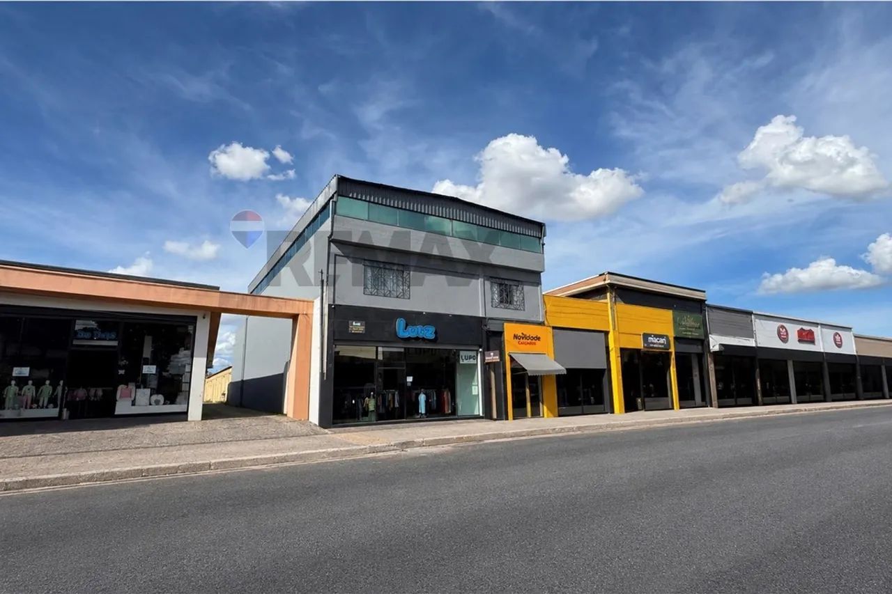 Prédio comercial na Av. Abílio Machado - 2 lojas, 7 salas e andar livre - Foto 3