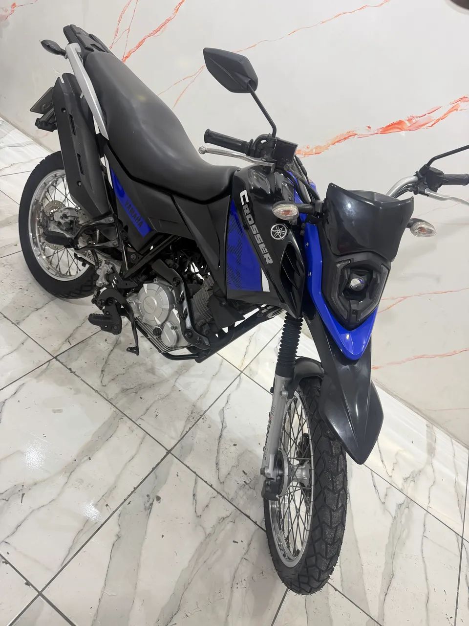 VENDO CROSSER 2024