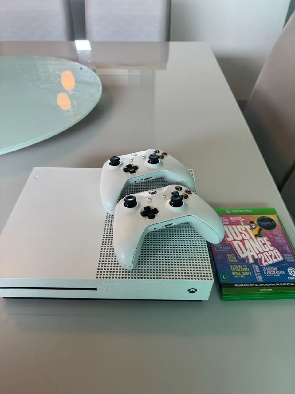 XBOX ONE X 1TB