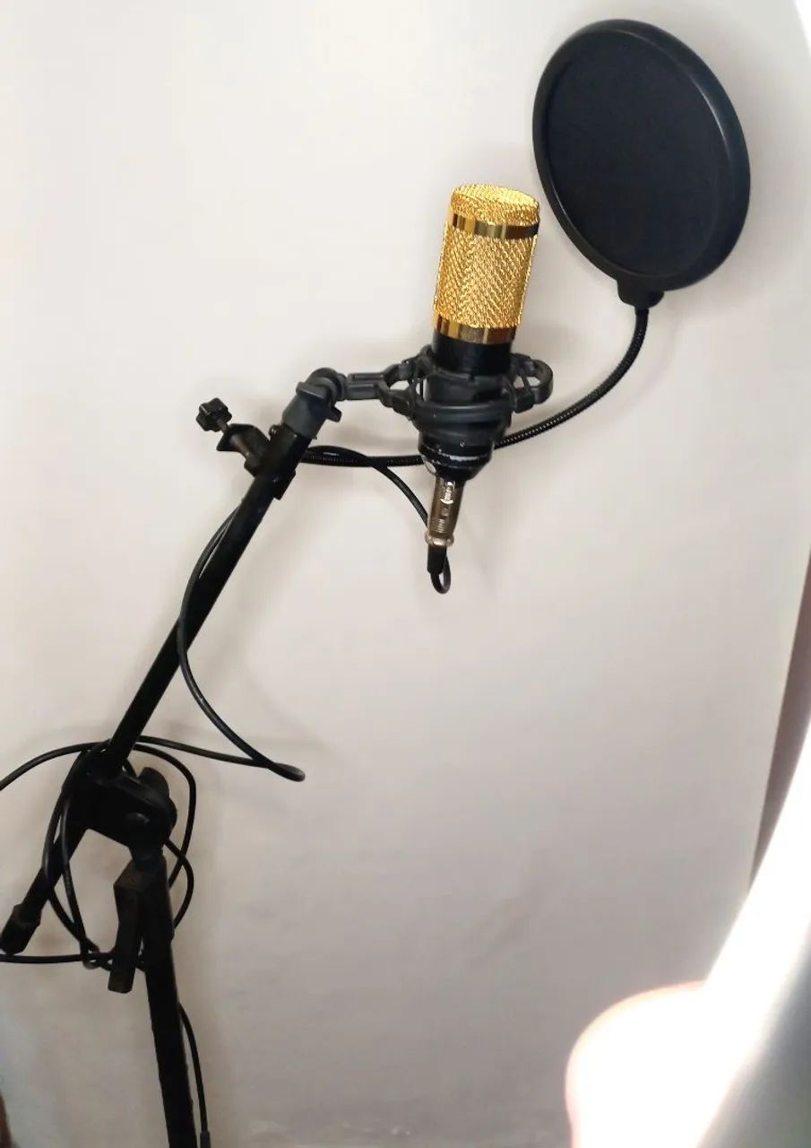 Microfone condensador BM-800 com pedestal e pop filter incluso - Foto 3