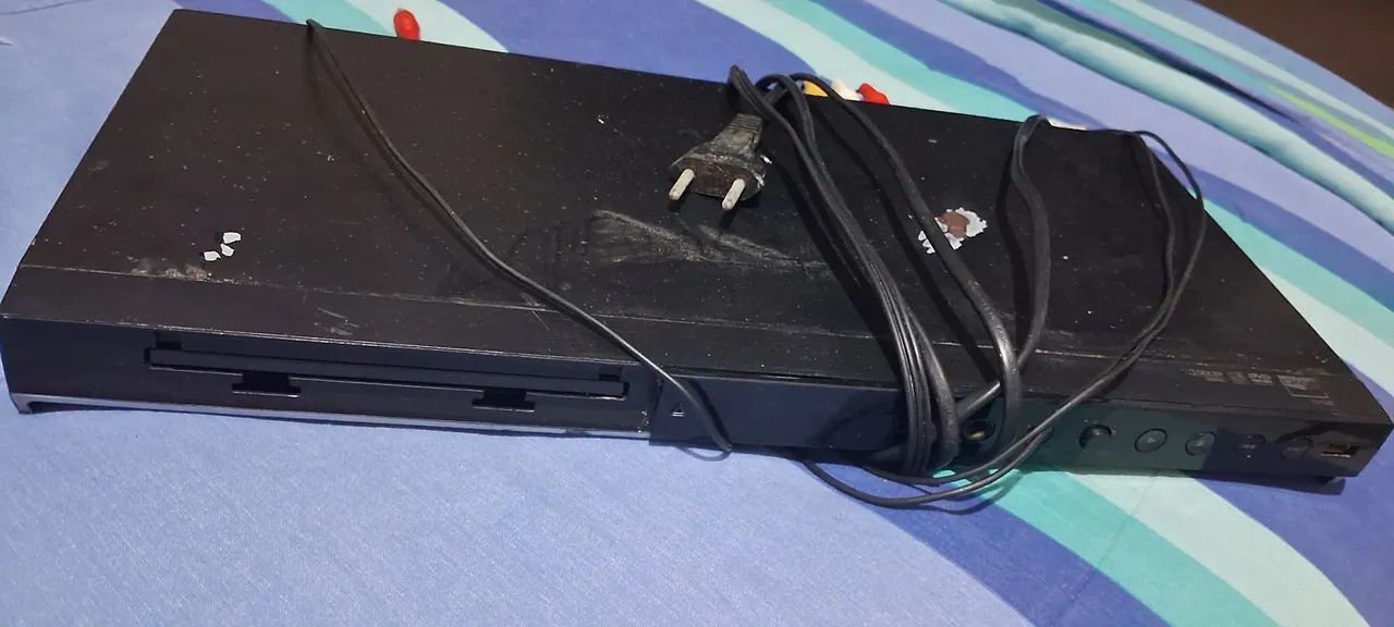 DVD PLAYER LG TUDO FUNCIONANDO PERFEITAMENTE (com entrada p/ microfone)
