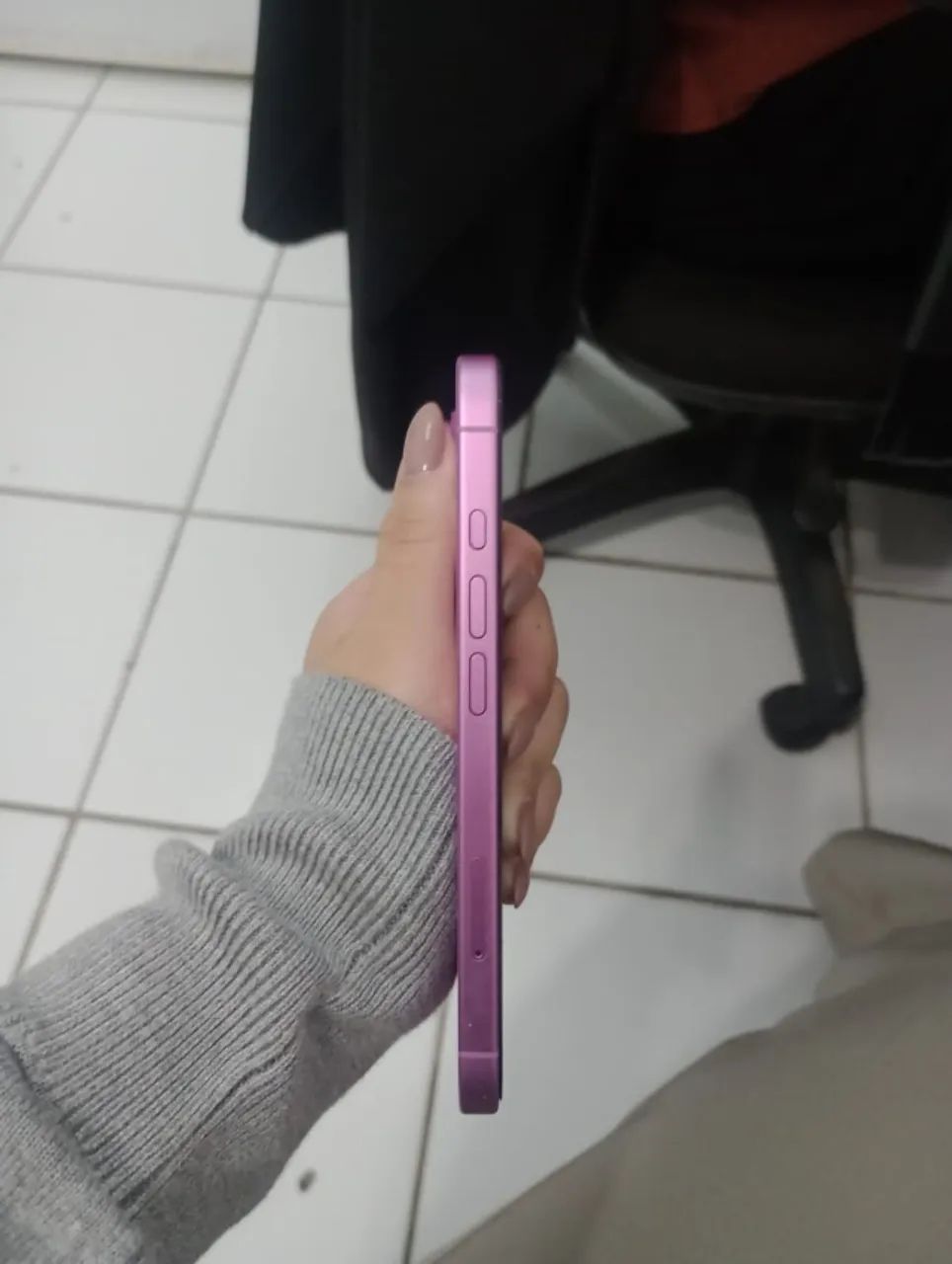 Iphone 16- 128GB - Foto 4