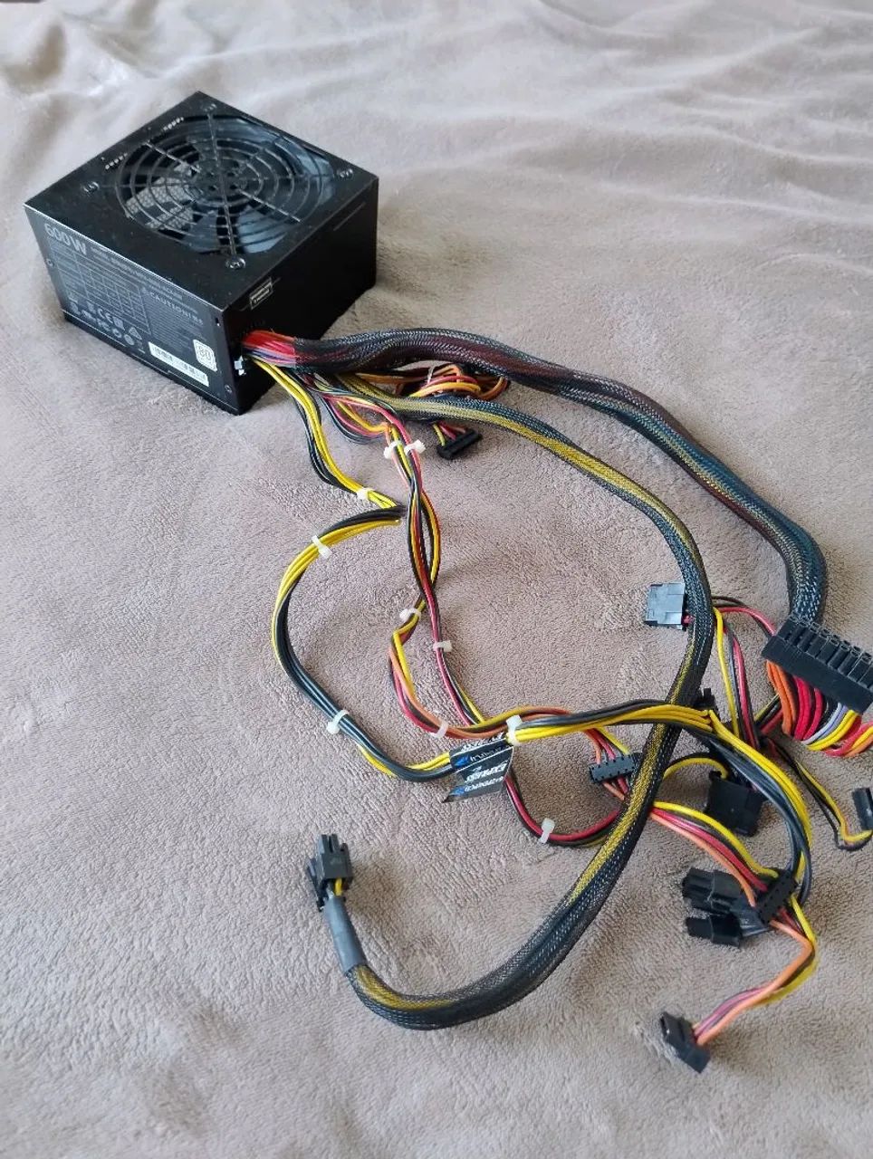 Fonte 600w Cooler Master - Foto 3
