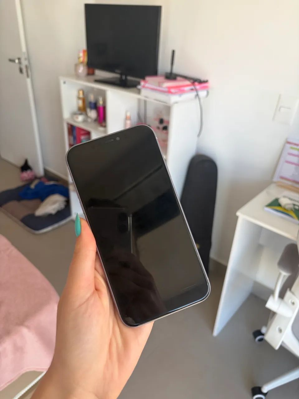 iPhone 11 lilás 64 GB - Foto 2