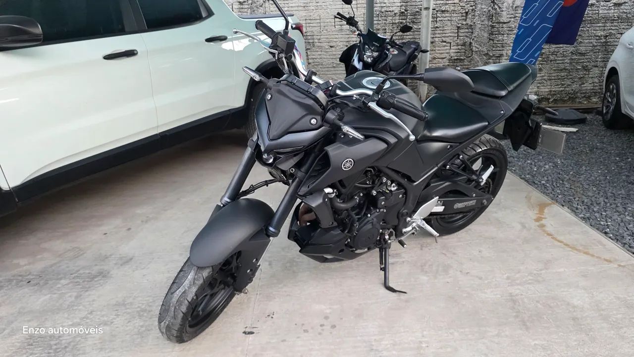 Yamaha MT03  - Foto 3