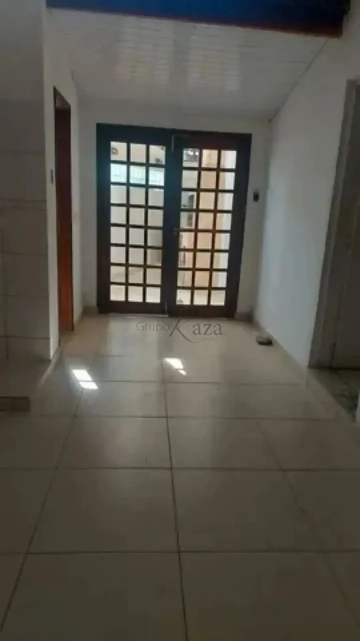 Casa Residencial - Conjunto São Benedito - Jacareí - 164m²